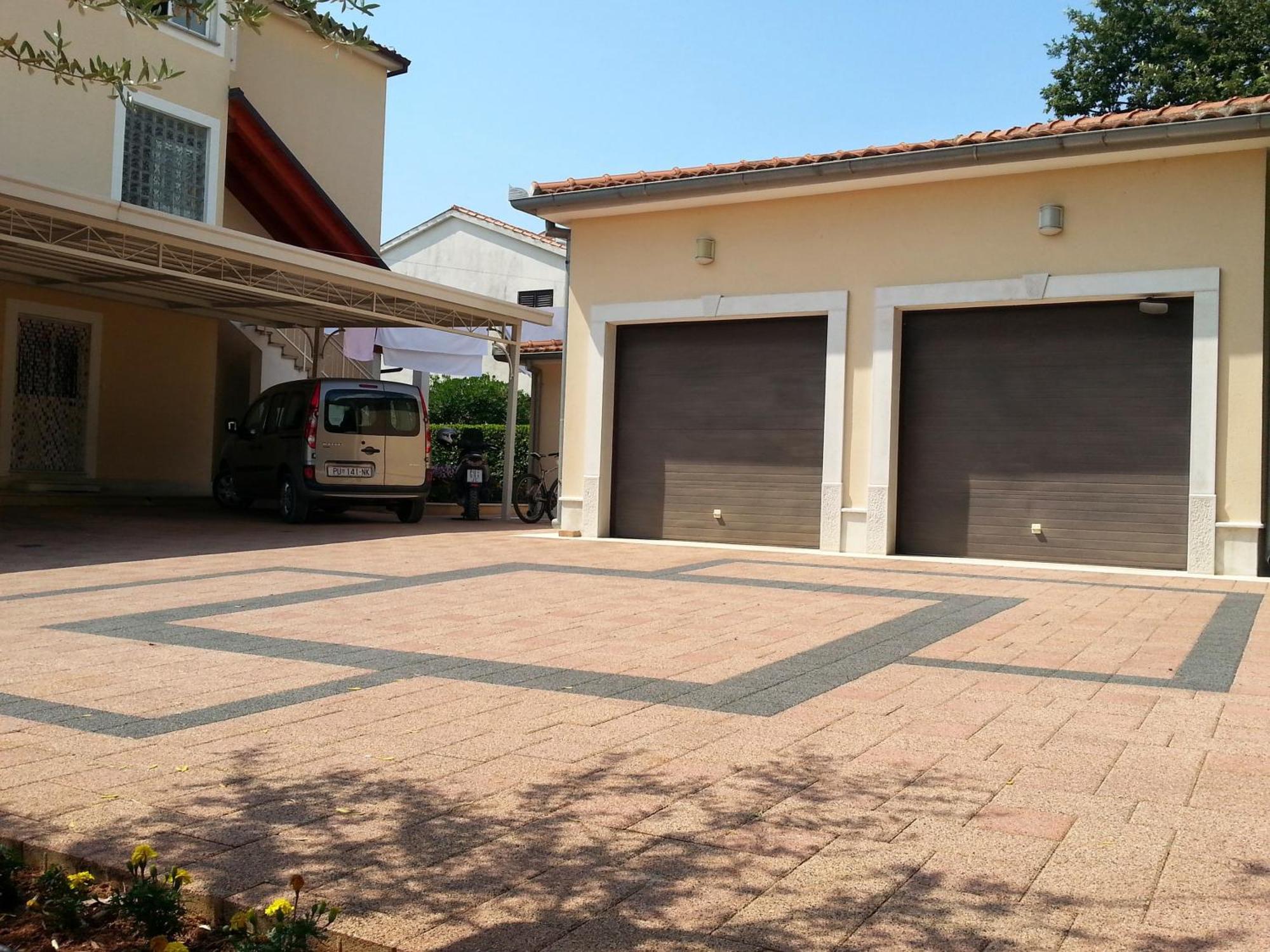 Ulika Rooms & Apartments Porec Luaran gambar